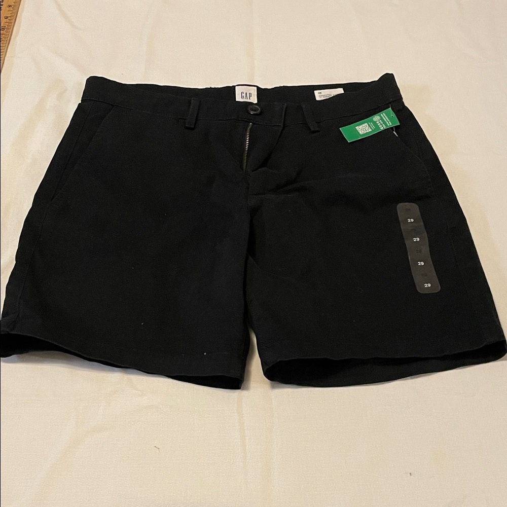 GAP Essential Khaki Black Shorts
